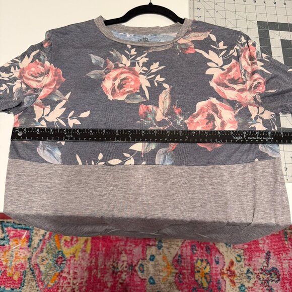 Tickled Teal Floral Long Sleeve Top - Gray and Pink - Picture 8 of 11